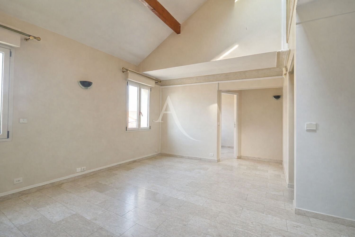 Appartement à louer, 127m², Antony