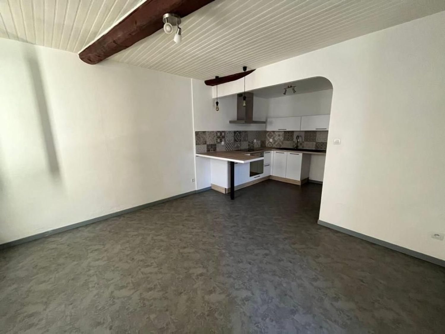 Maison à louer, 68m², Pexiora