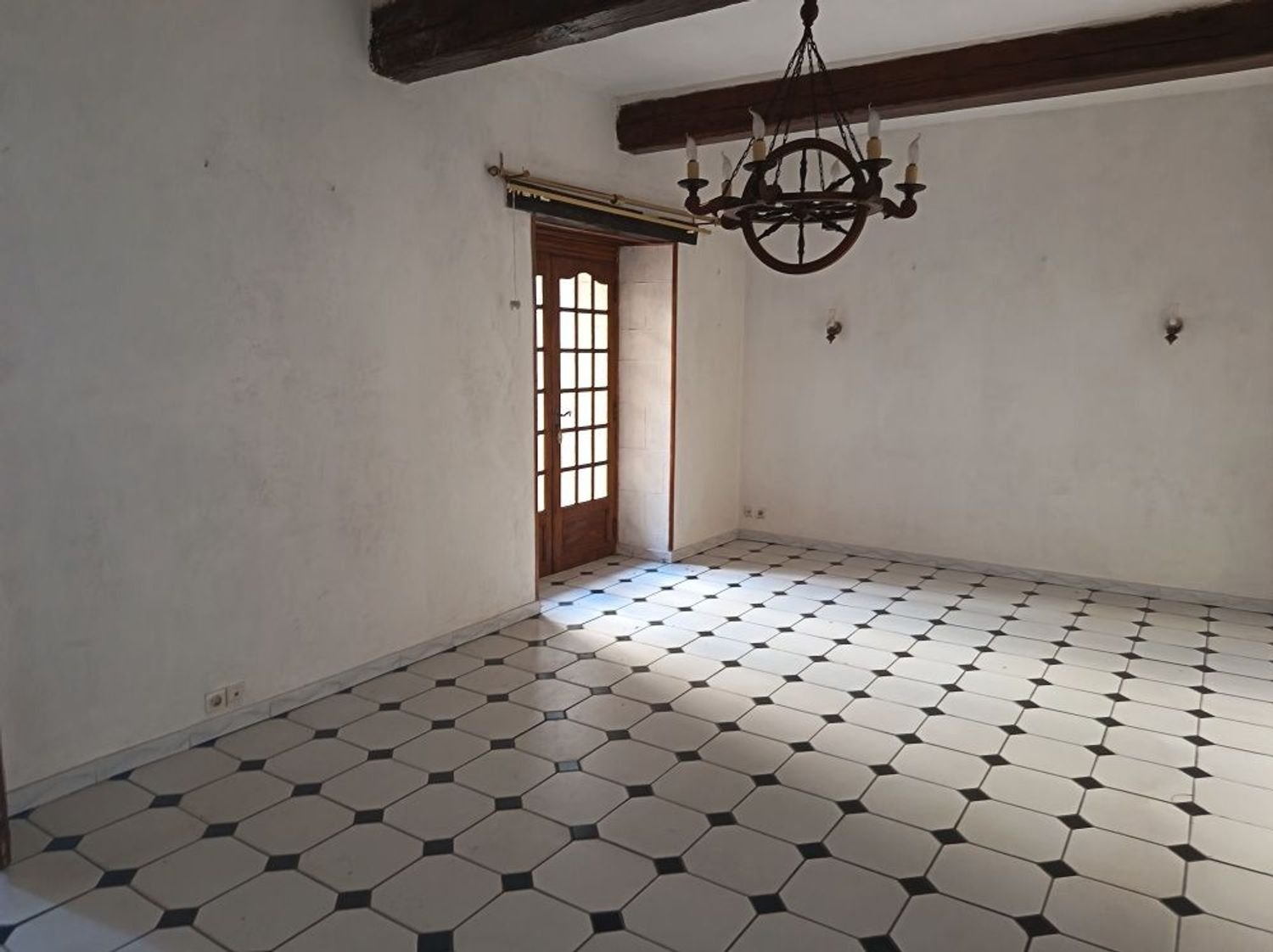 Maison à vendre, 150m², Eyguières