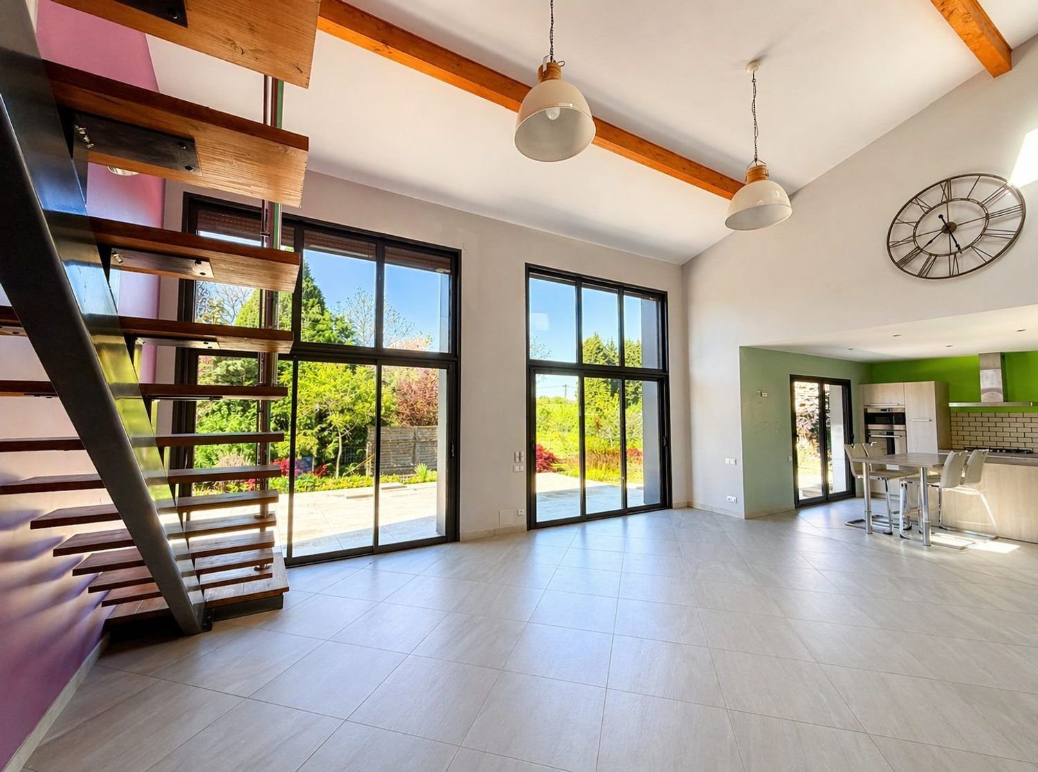 Maison à vendre, 394m², Saint-Laurent-les-Églises