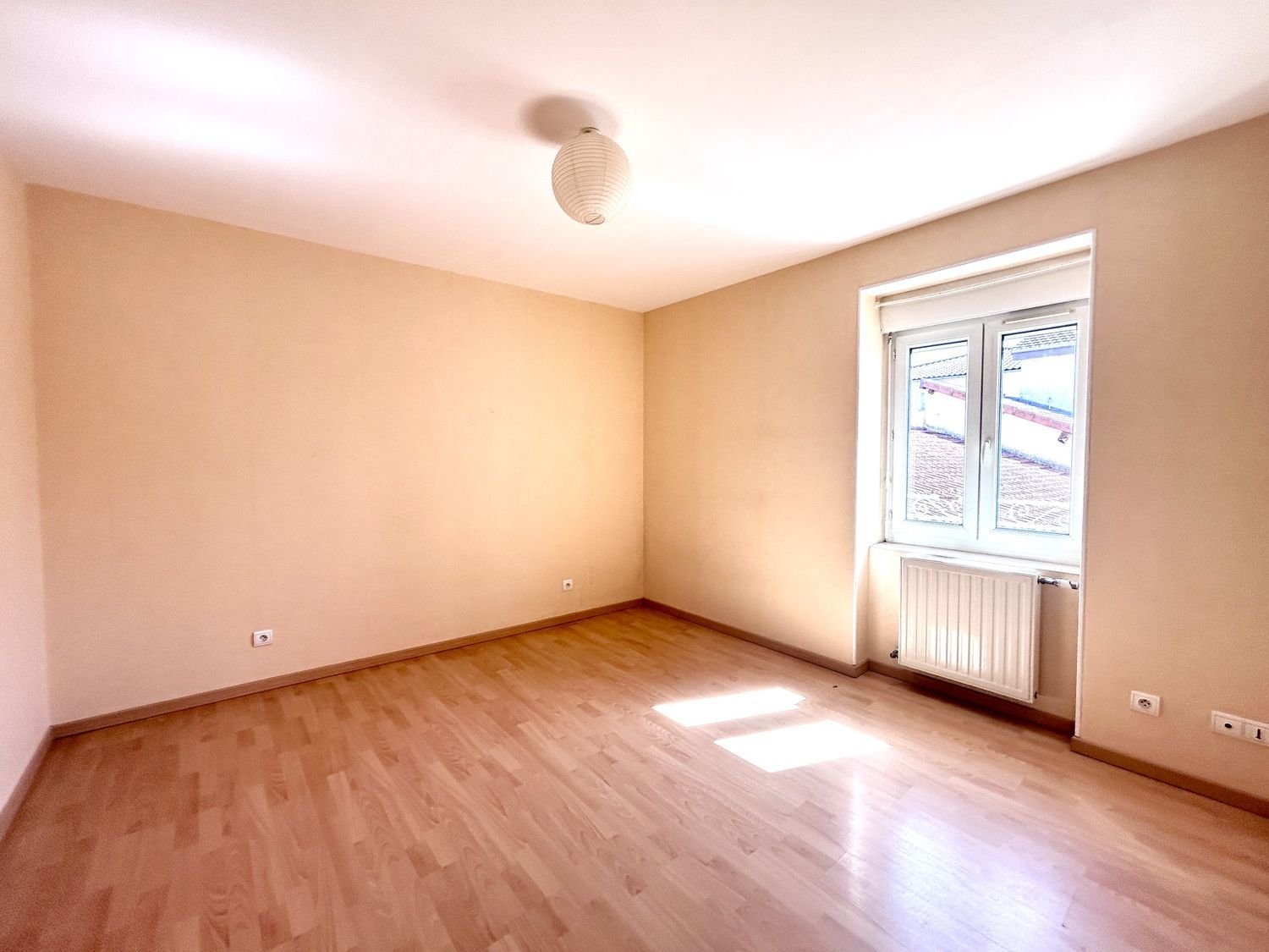 Appartement à louer, 74m², Toussieu