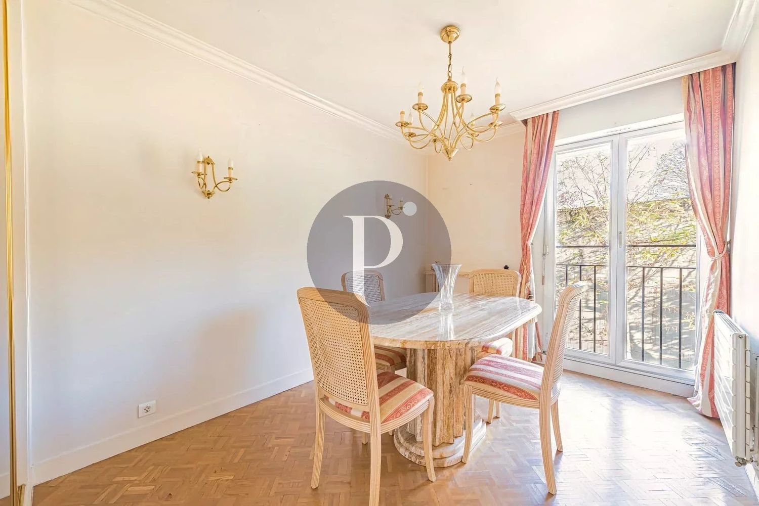 Appartement à vendre, 77m², Gentilly