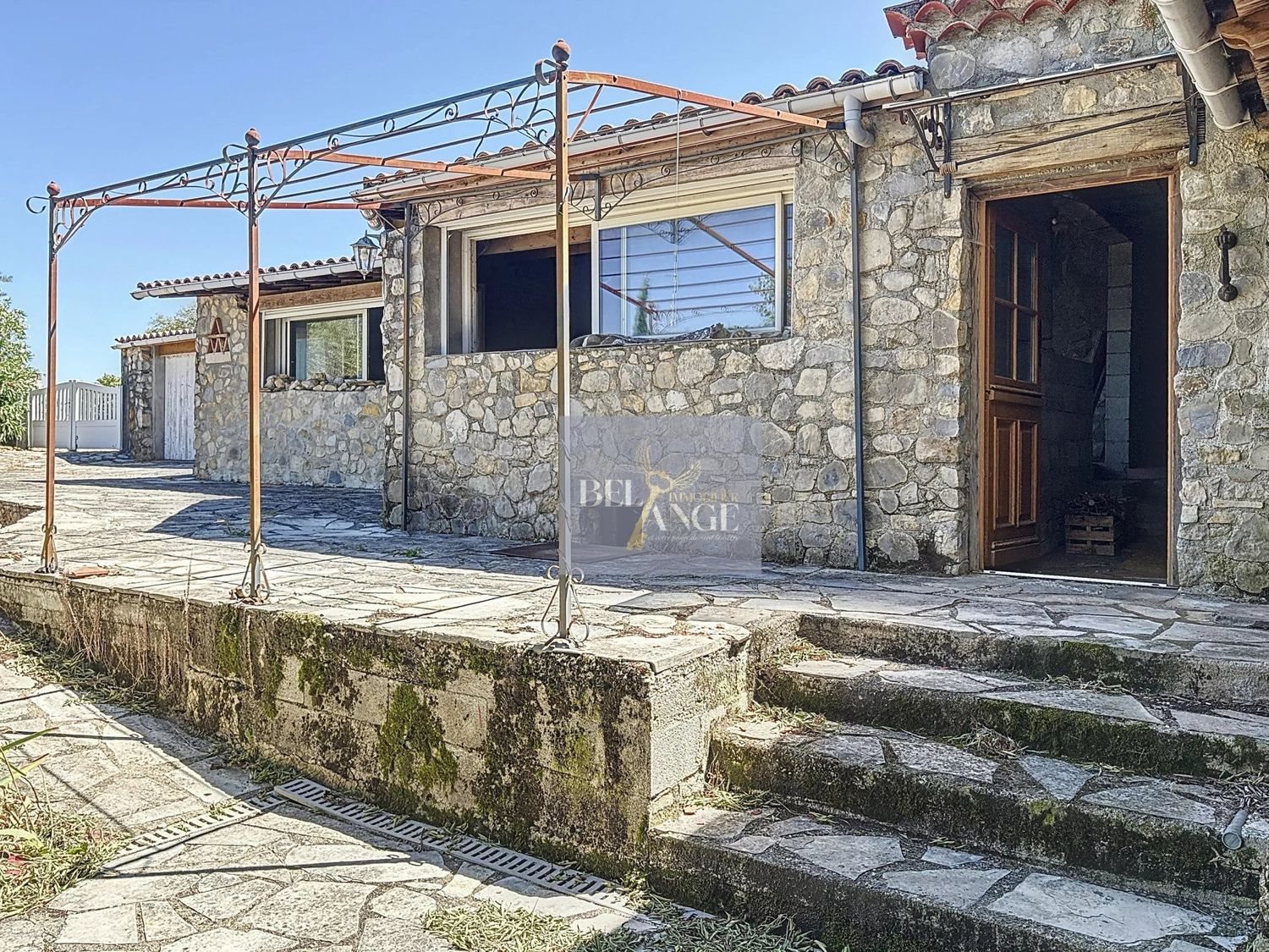 Maison à vendre, 175m², Sampzon
