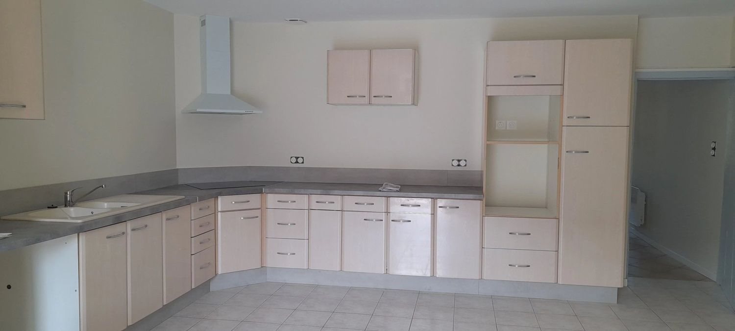 Maison à louer, 116m², Saint-Junien