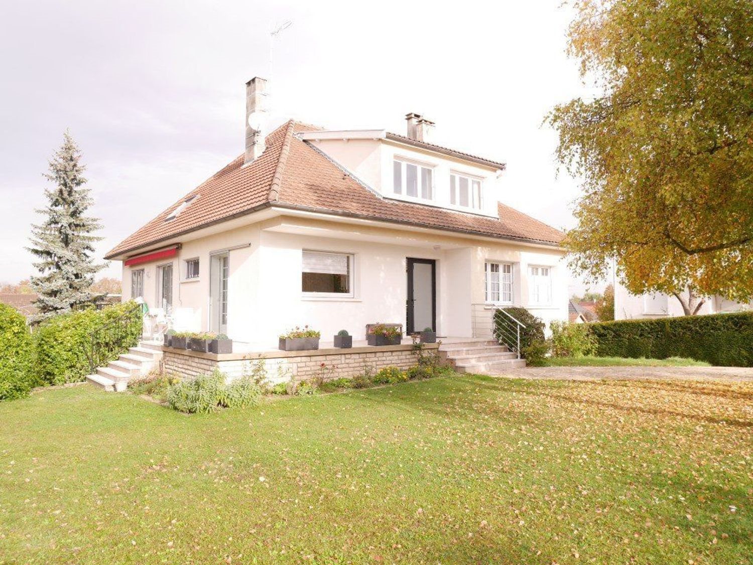 Maison à vendre, 170m², La Chapelle-Saint-Luc