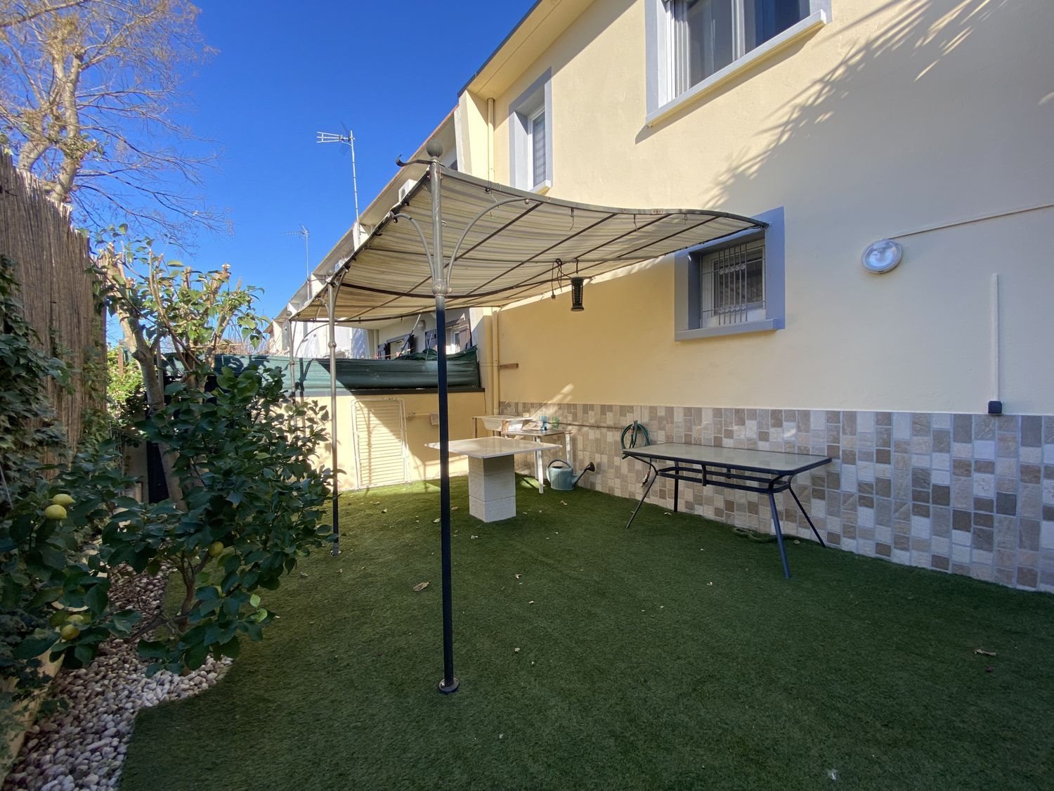 Maison à vendre, 71m², Vias
