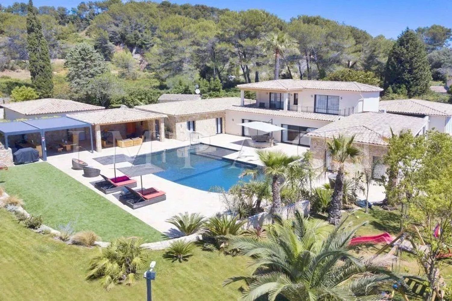 Maison à louer, 380m², Mougins