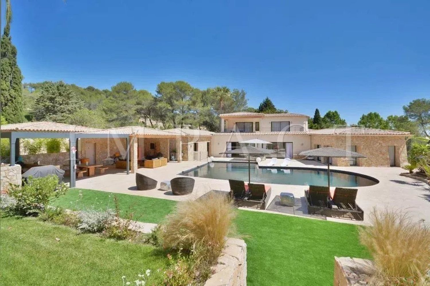 Maison à louer, 380m², Mougins