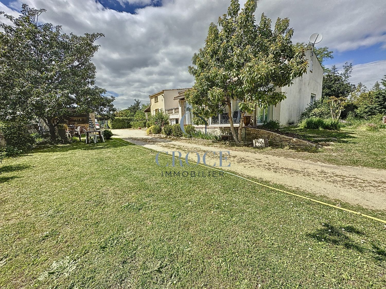 Maison à vendre, 236m², Montaren-et-Saint-Médiers