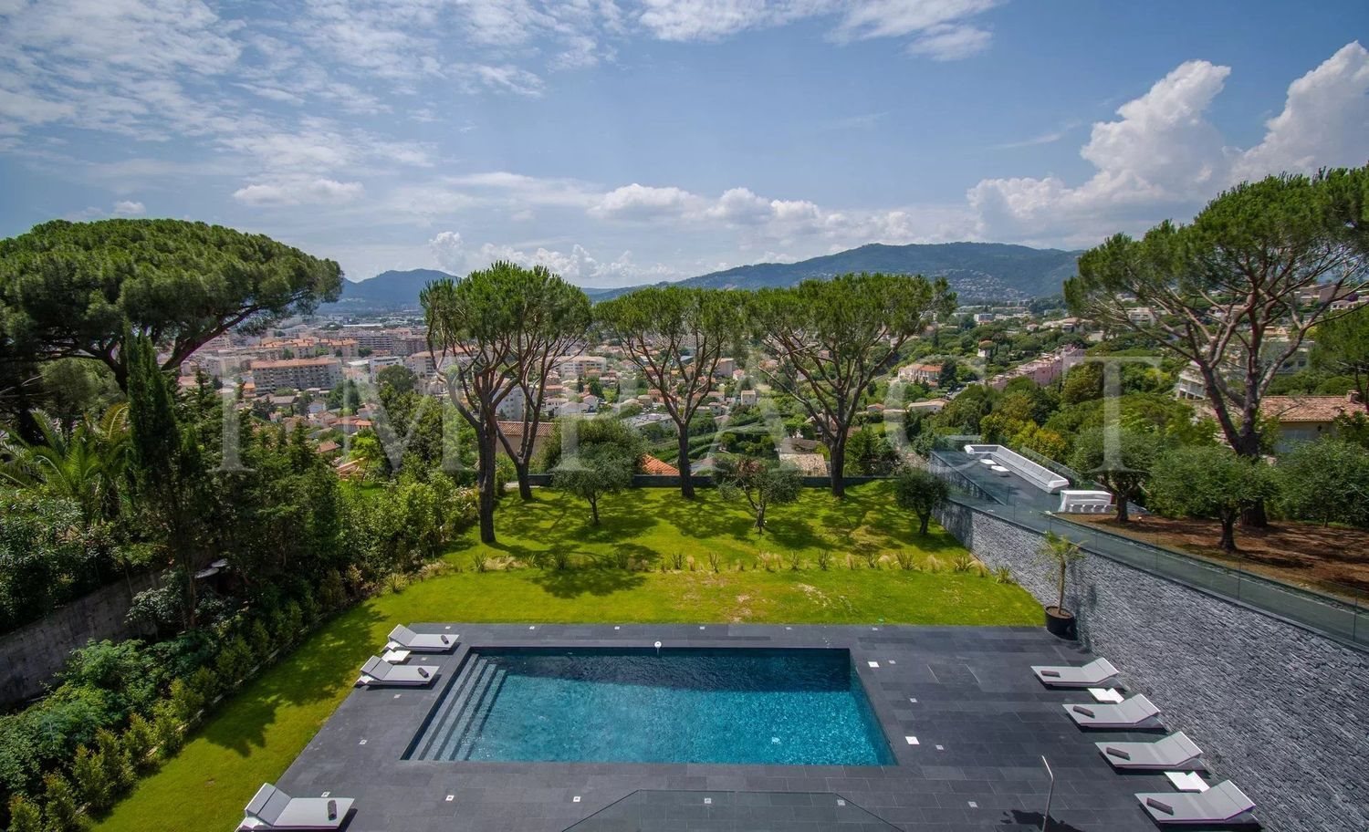 Maison à louer, 315m², Cannes