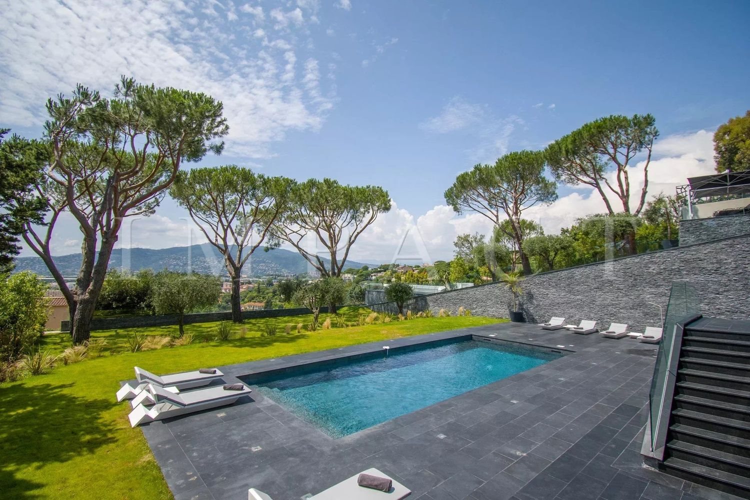 Maison à louer, 315m², Cannes