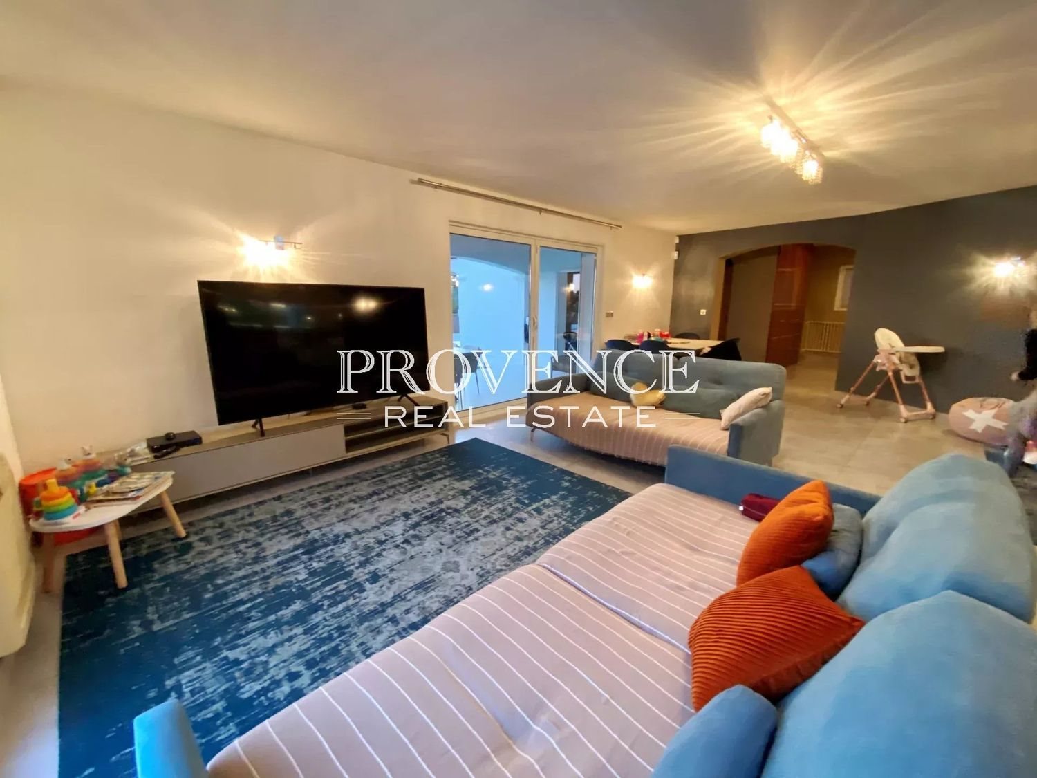 Maison à louer, 190m², Allauch