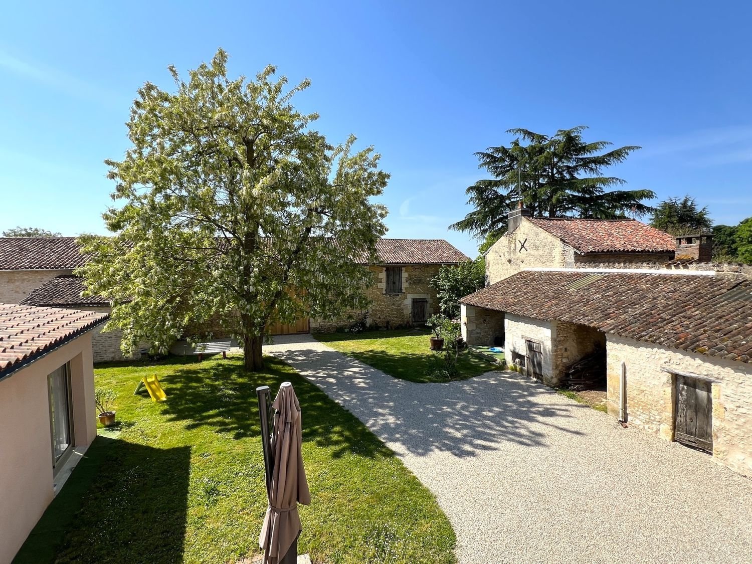 Maison à vendre, 149m², Montamisé