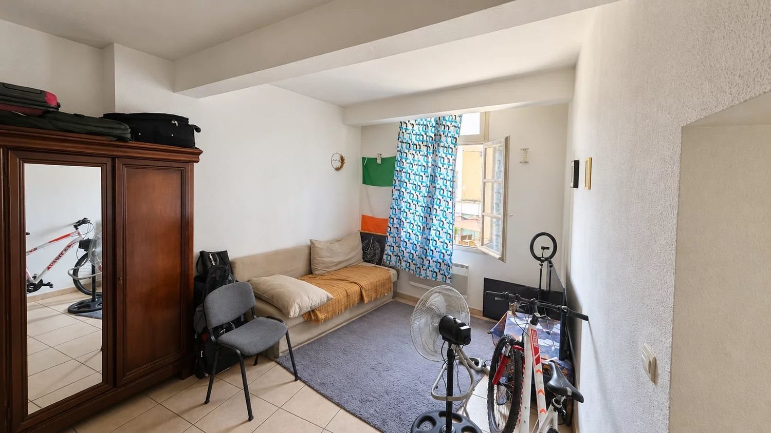 Appartement à louer, 34m², Nîmes