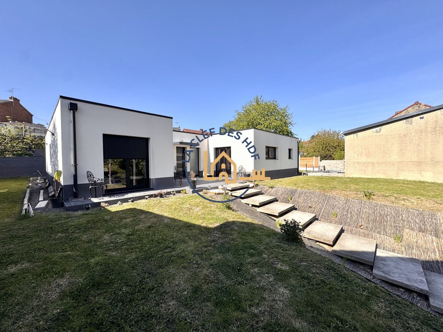 Maison à vendre, 127m², Éleu-dit-Leauwette