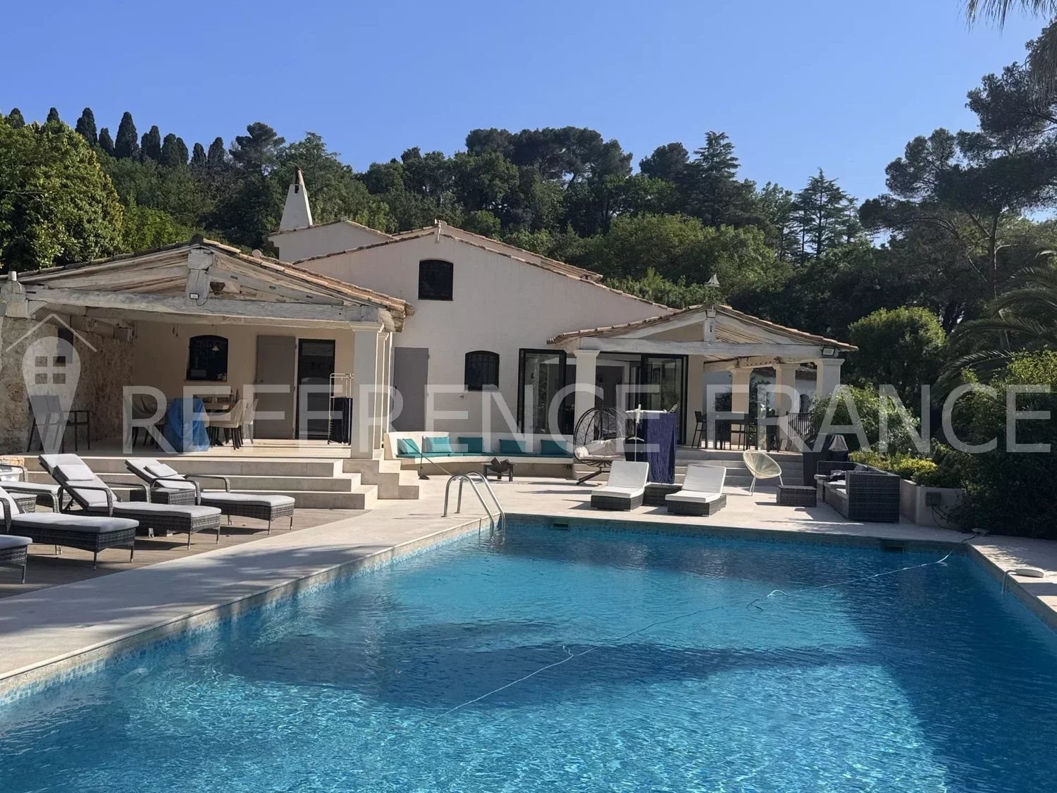 Maison à louer, 300m², Mougins
