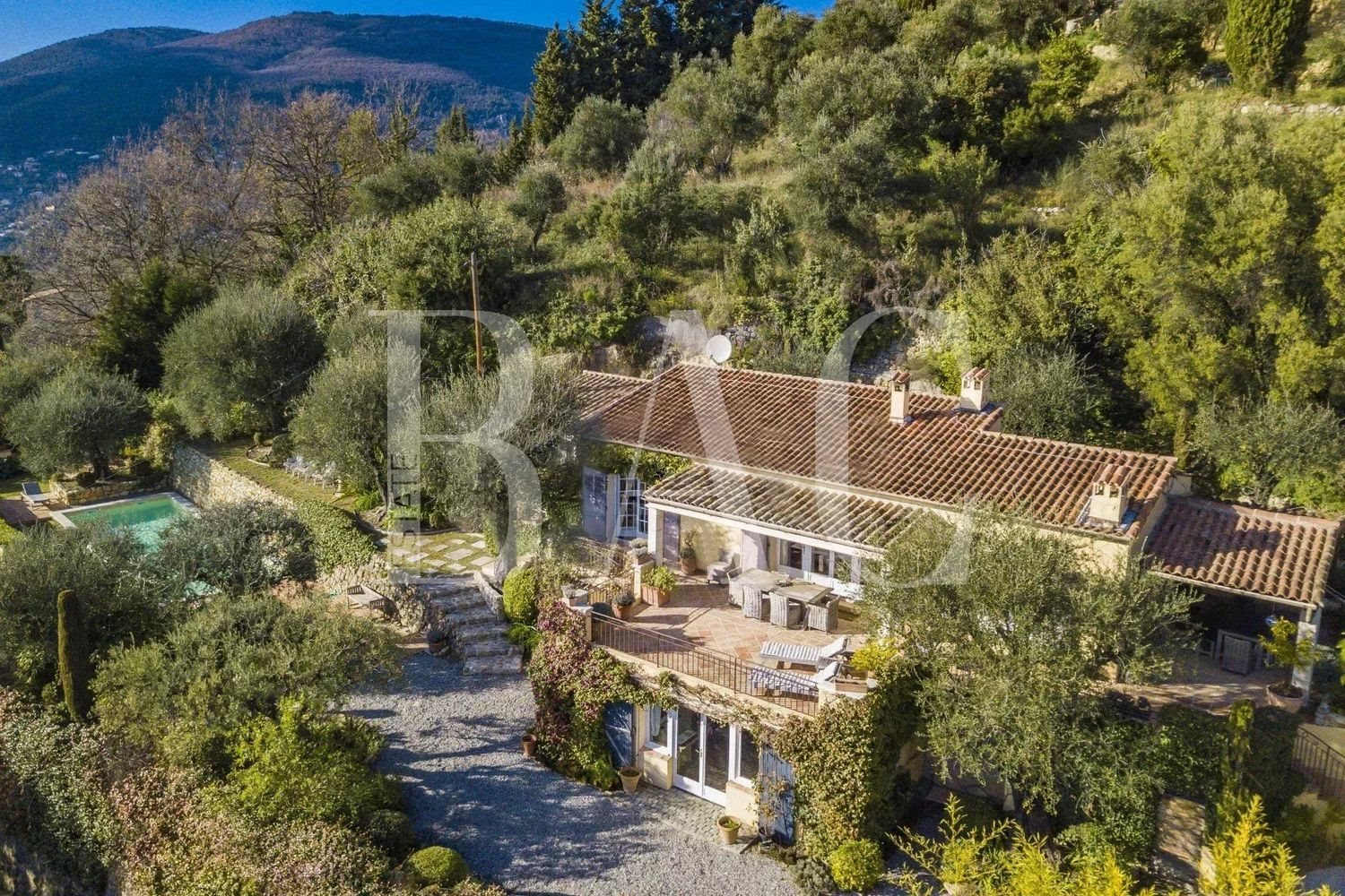 Maison à vendre, 250m², Auribeau-sur-Siagne
