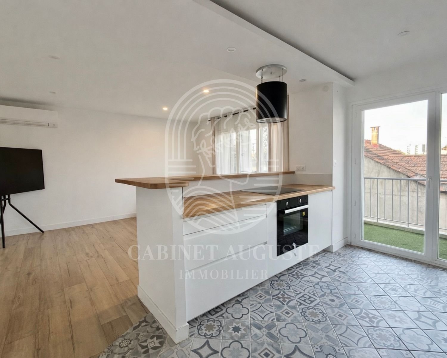 Appartement à louer, 68m², Nîmes