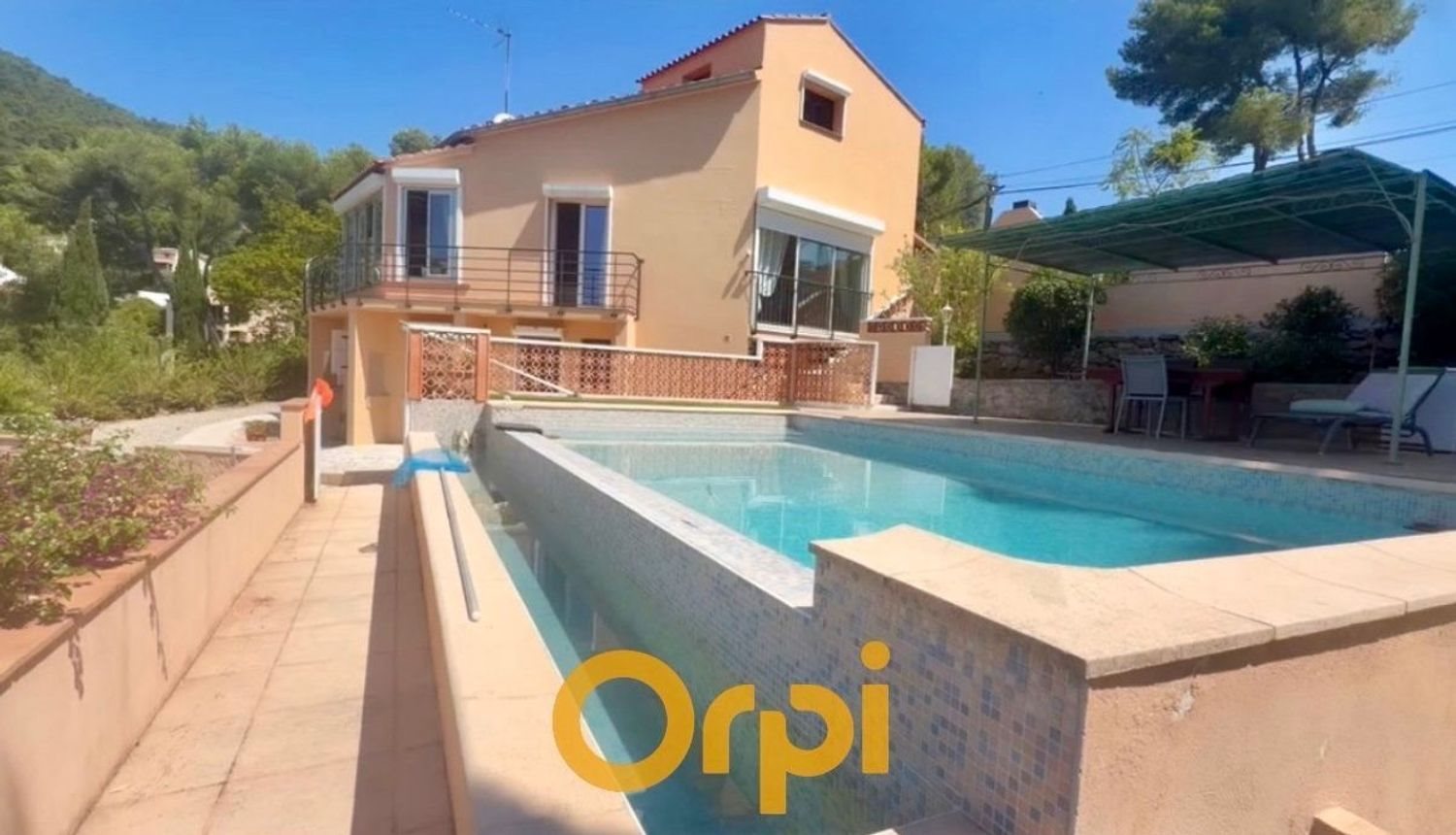 Maison à vendre, 196m², Carqueiranne