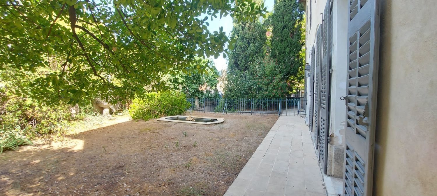Maison à vendre, 330m², Draguignan