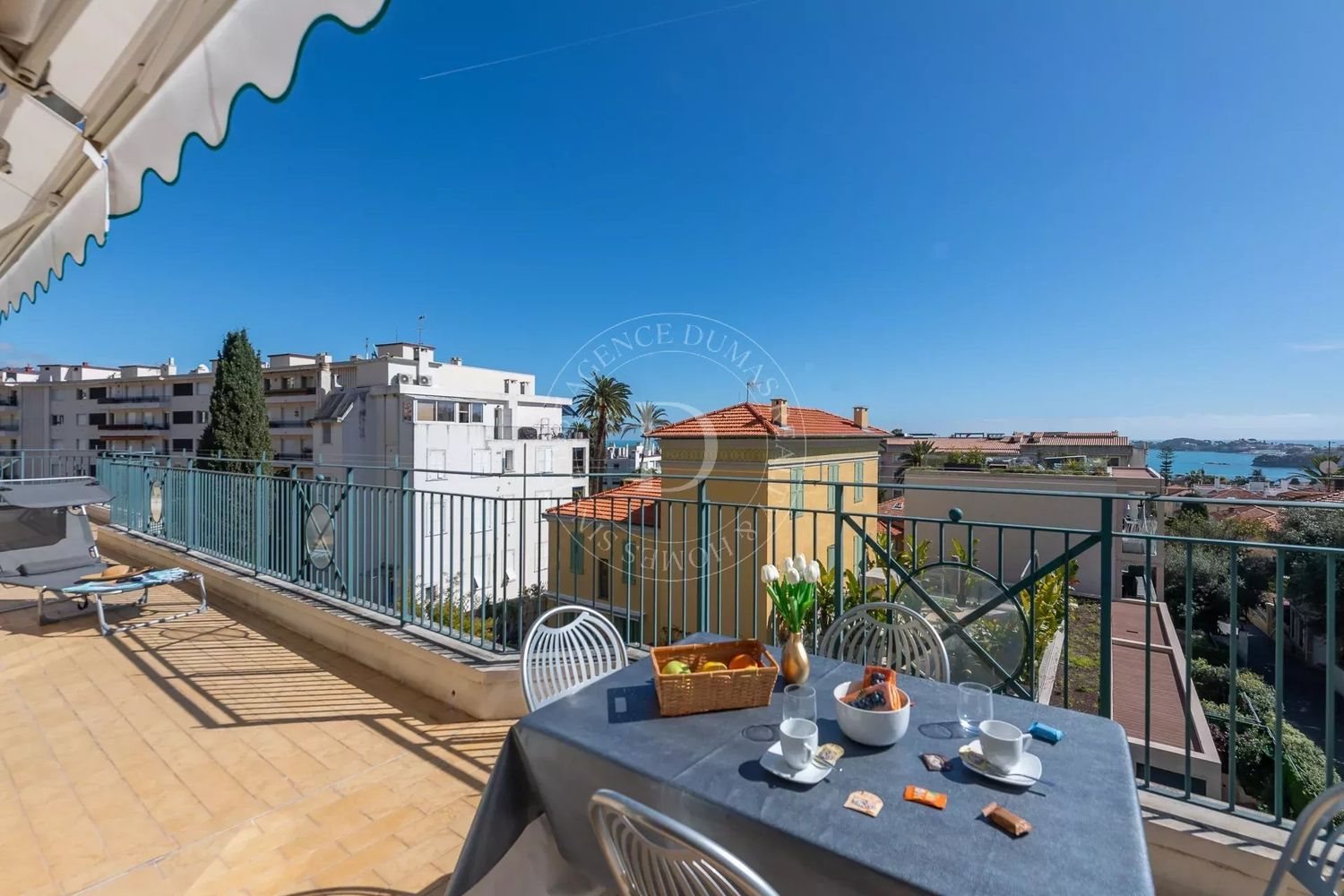 Appartement à louer, 97m², Beaulieu-sur-Mer