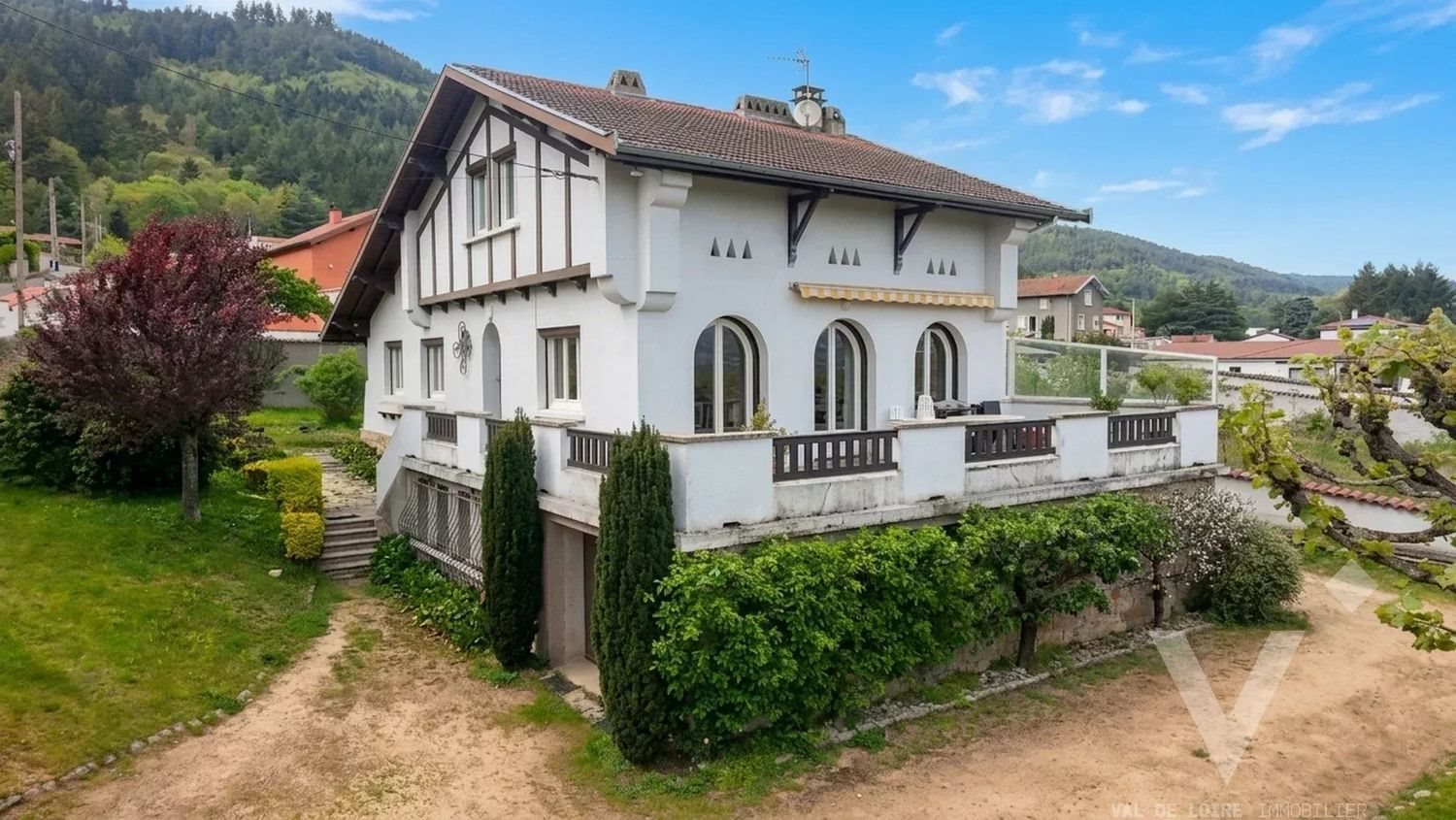 Maison à vendre, 215m², Bas-en-Basset