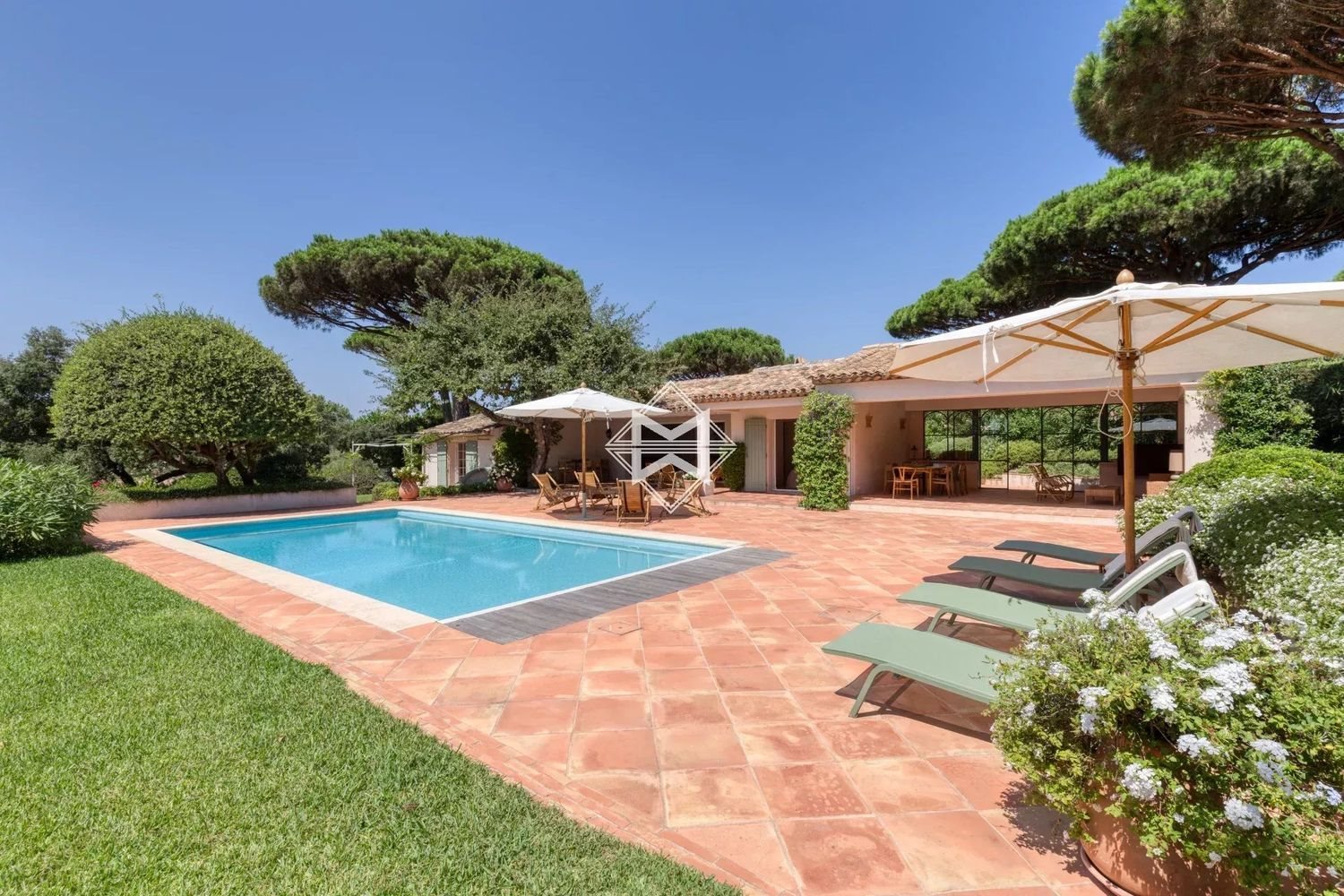 Maison à louer, 230m², Saint-Tropez