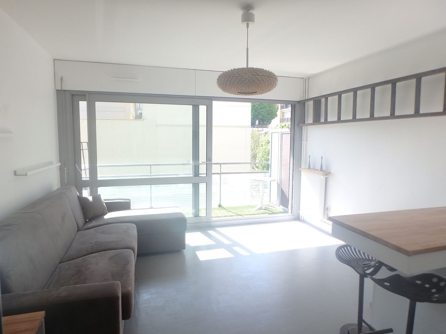 Appartement à louer, 26m², Courbevoie