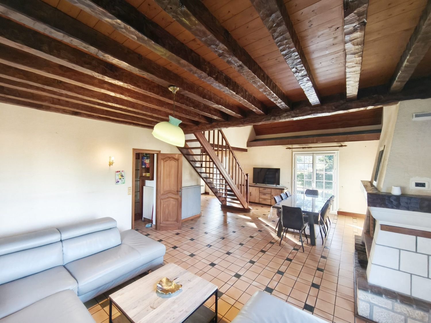 Maison à vendre, 187m², Saint-Denis-de-l'Hôtel