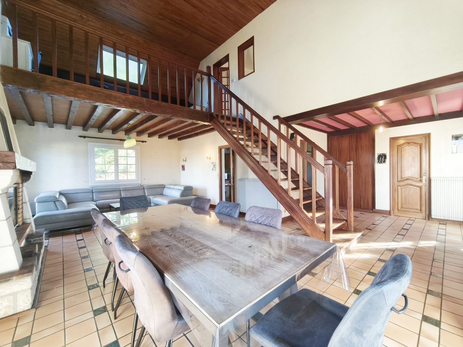 Maison à vendre, 187m², Saint-Denis-de-l'Hôtel