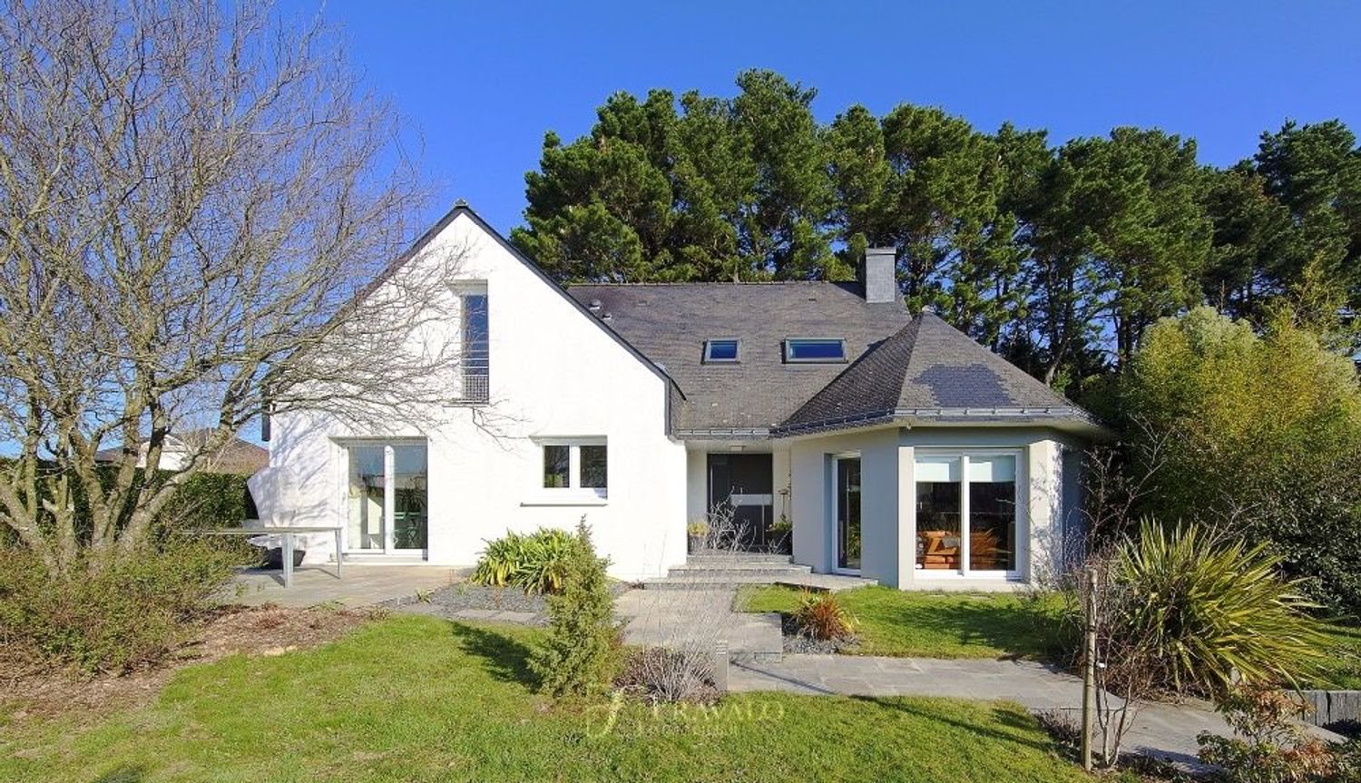 Maison à vendre, 170m², Plougoumelen