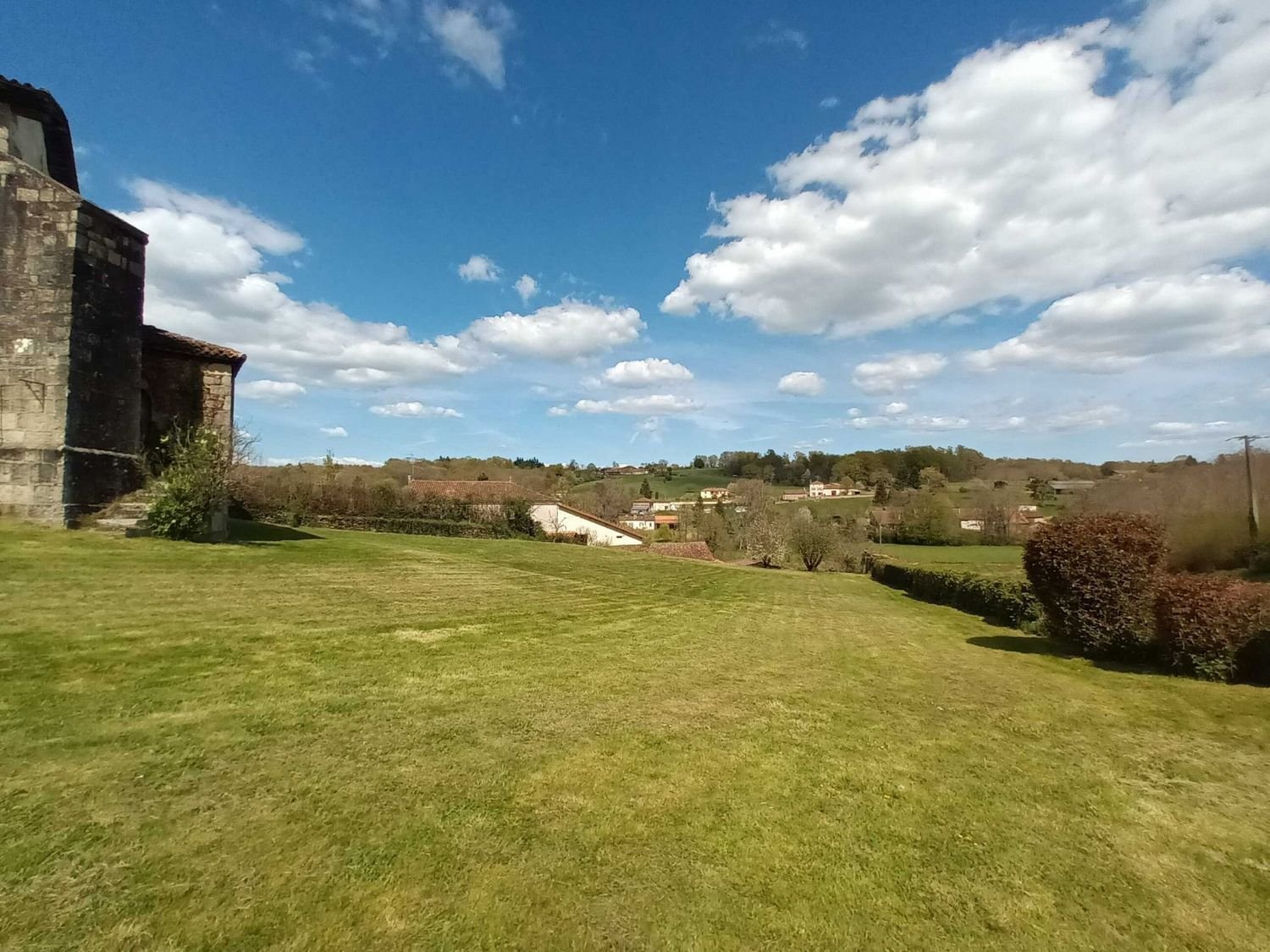 Maison à vendre, 170m², Chasseneuil-sur-Bonnieure
