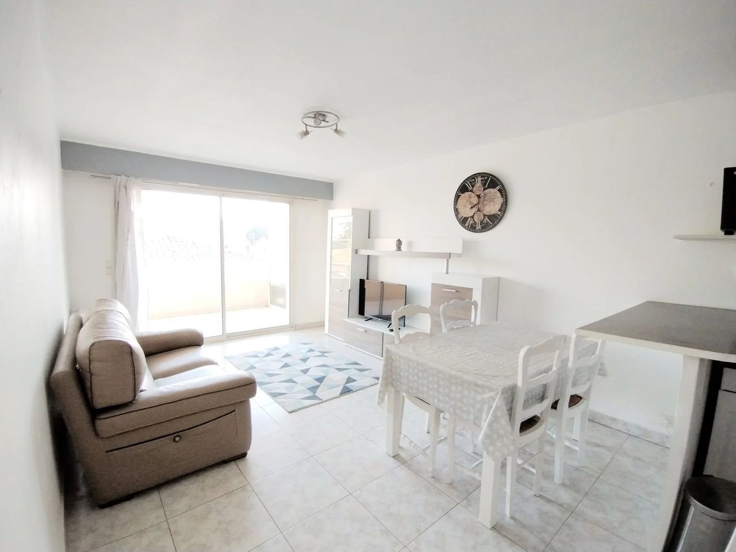 Appartement à louer, 42m², Fréjus