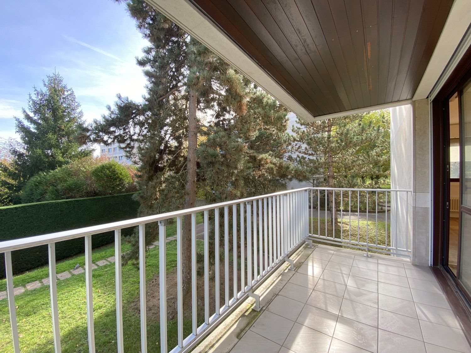 Appartement à louer, 72m², Garches