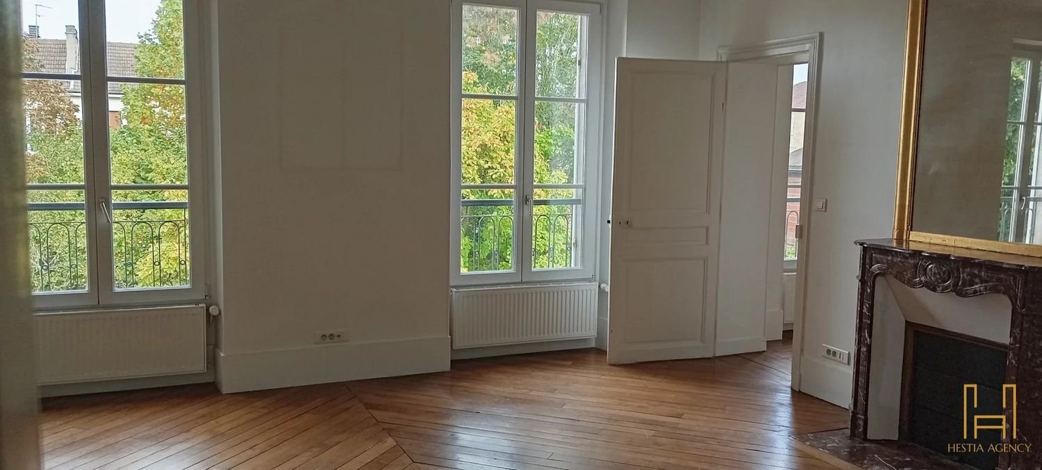 Appartement à louer, 115m², Versailles