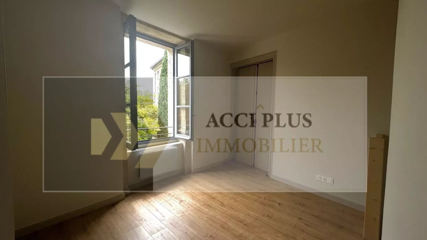 Appartement à louer, 31m², Uzès