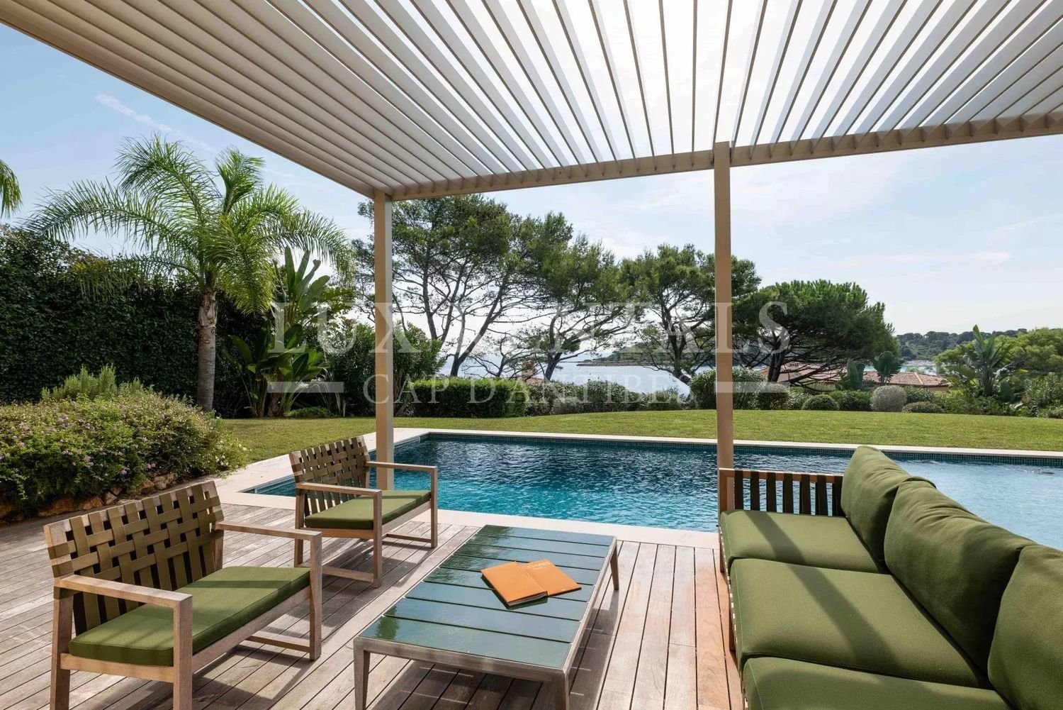 Maison à louer, 250m², Antibes