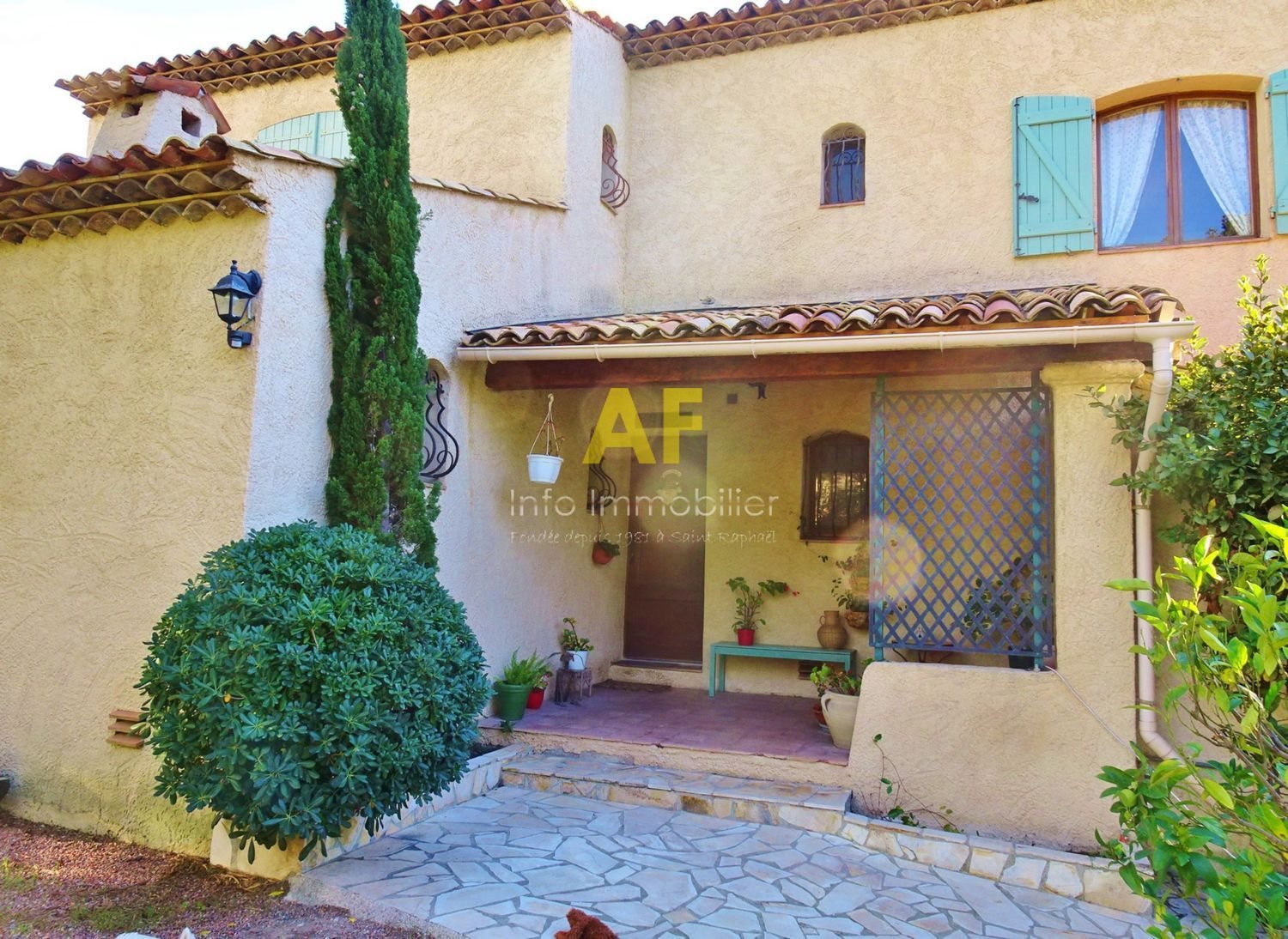 Maison à vendre, 161m², Saint-Raphaël