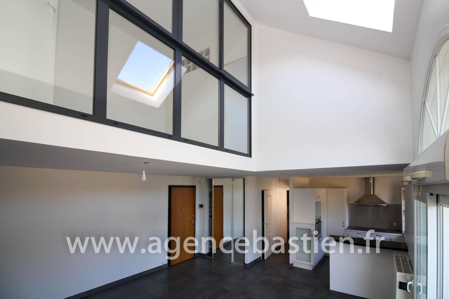 Appartement à vendre, 97m², Cessy