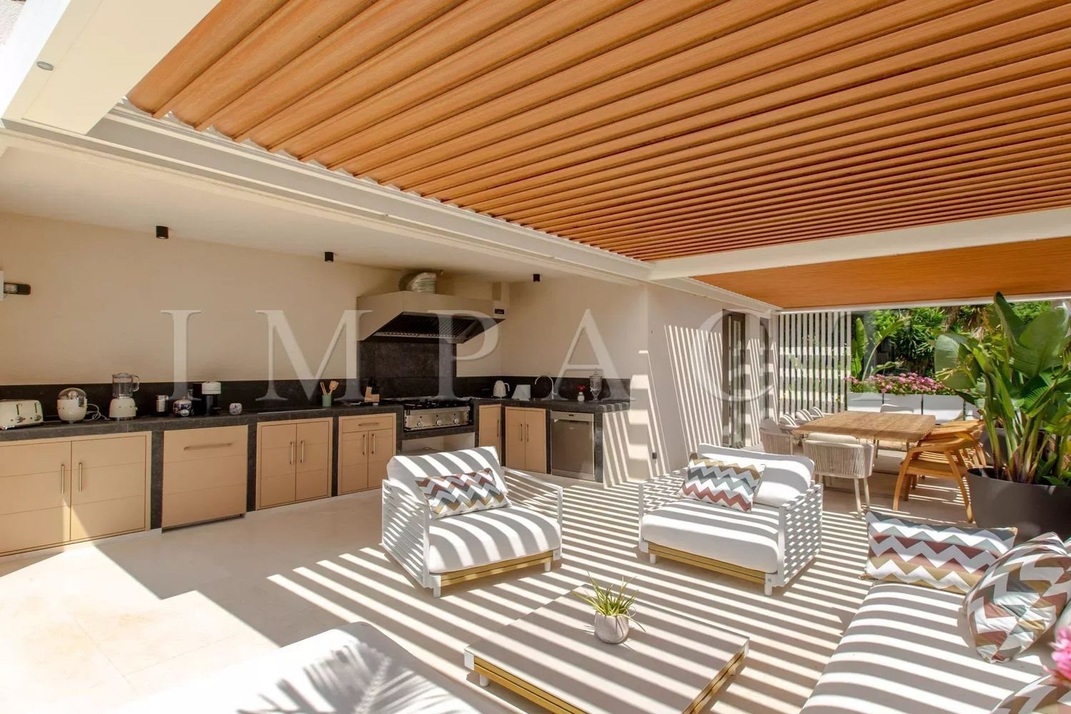Maison à louer, 420m², Le Cannet