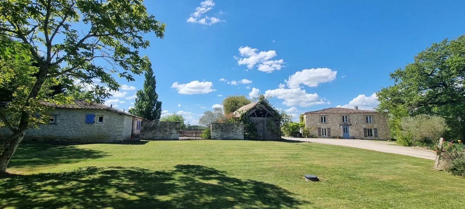 Maison à vendre, 220m², Montpezat-de-Quercy
