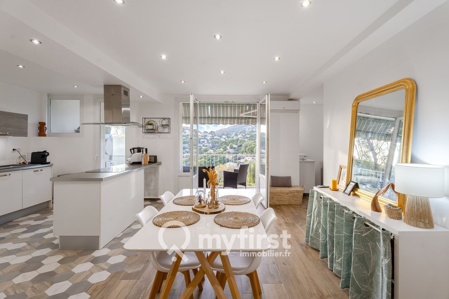 Appartement à vendre, 68m², Toulon