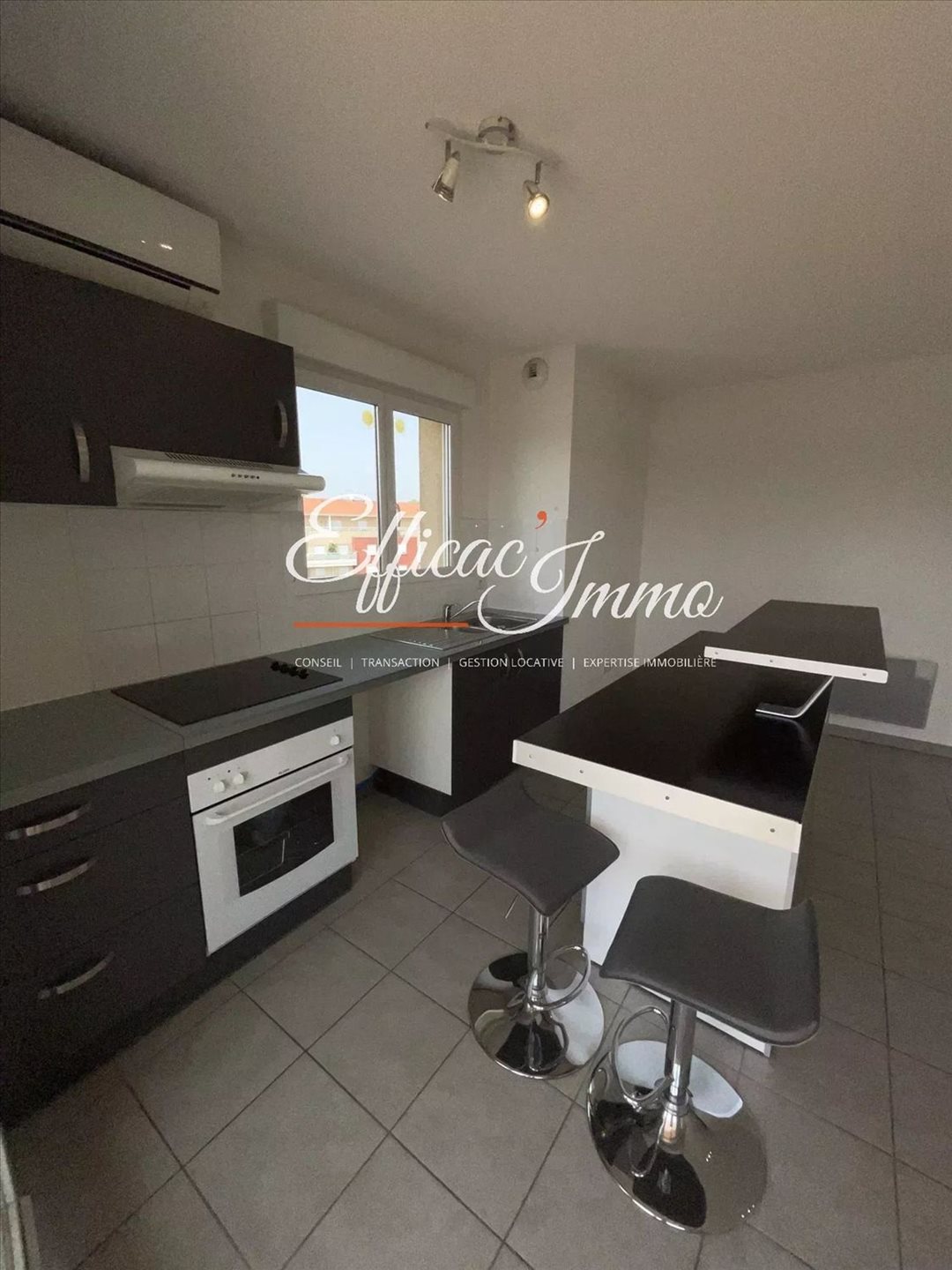 Appartement à louer, 60m², Saint-Estève