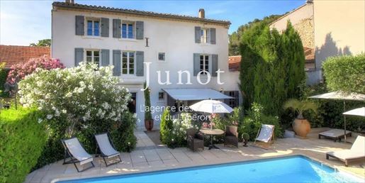 Advert pic 0