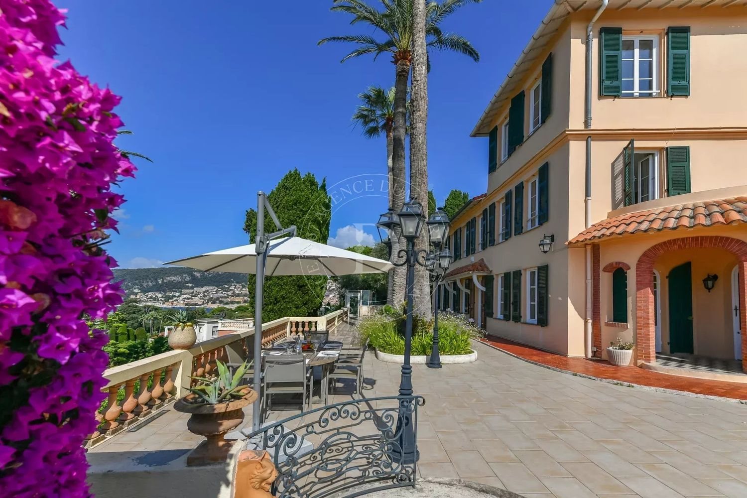 Maison à louer, 200m², Villefranche-sur-Mer