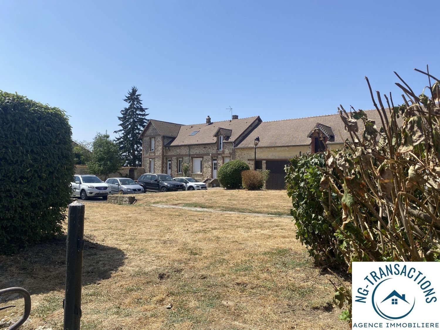 Maison à vendre, 230m², Clos-Fontaine