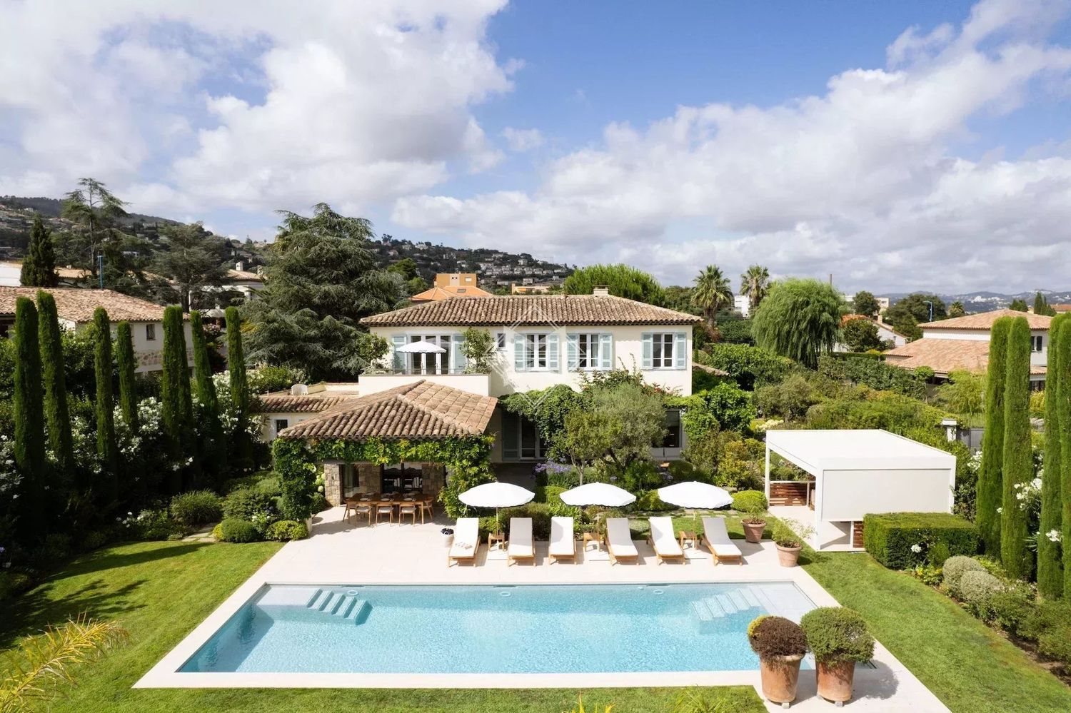 Maison à louer, 220m², Mandelieu-la-Napoule