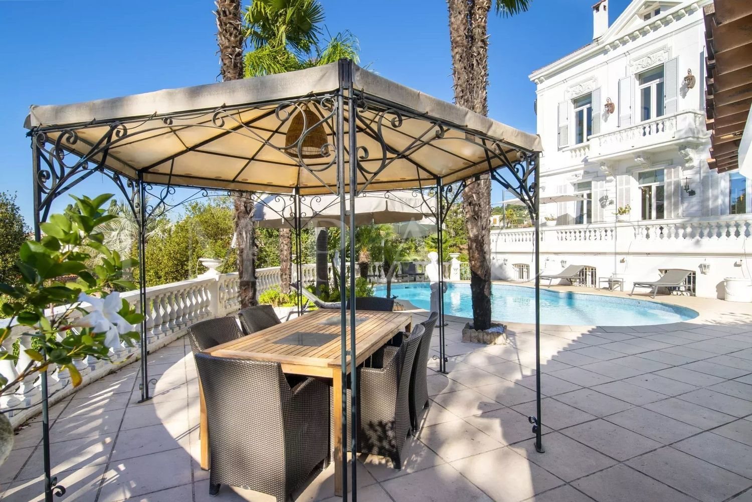 Maison à louer, 300m², Cannes