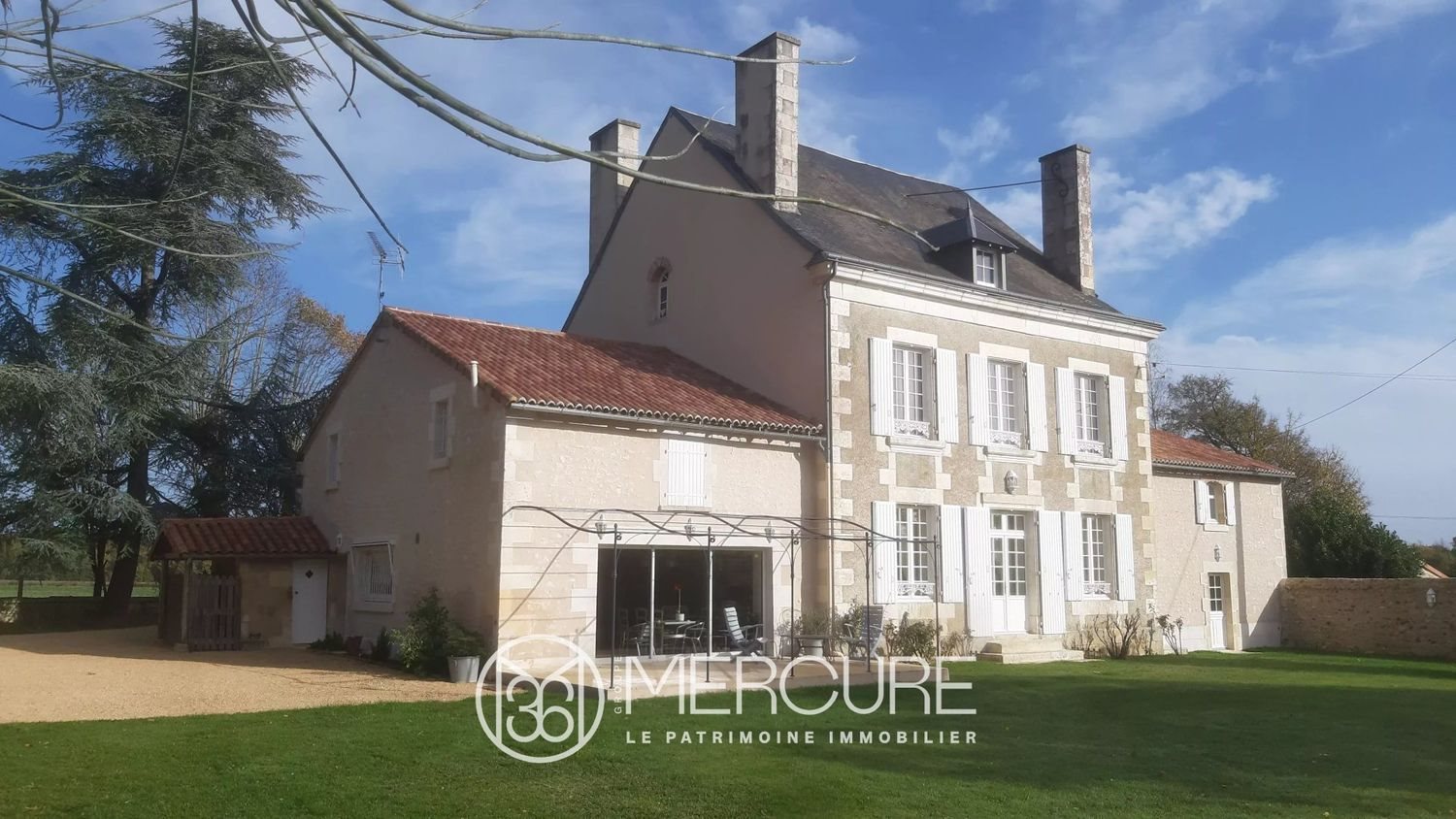 Maison à vendre, 350m², Nouaillé-Maupertuis