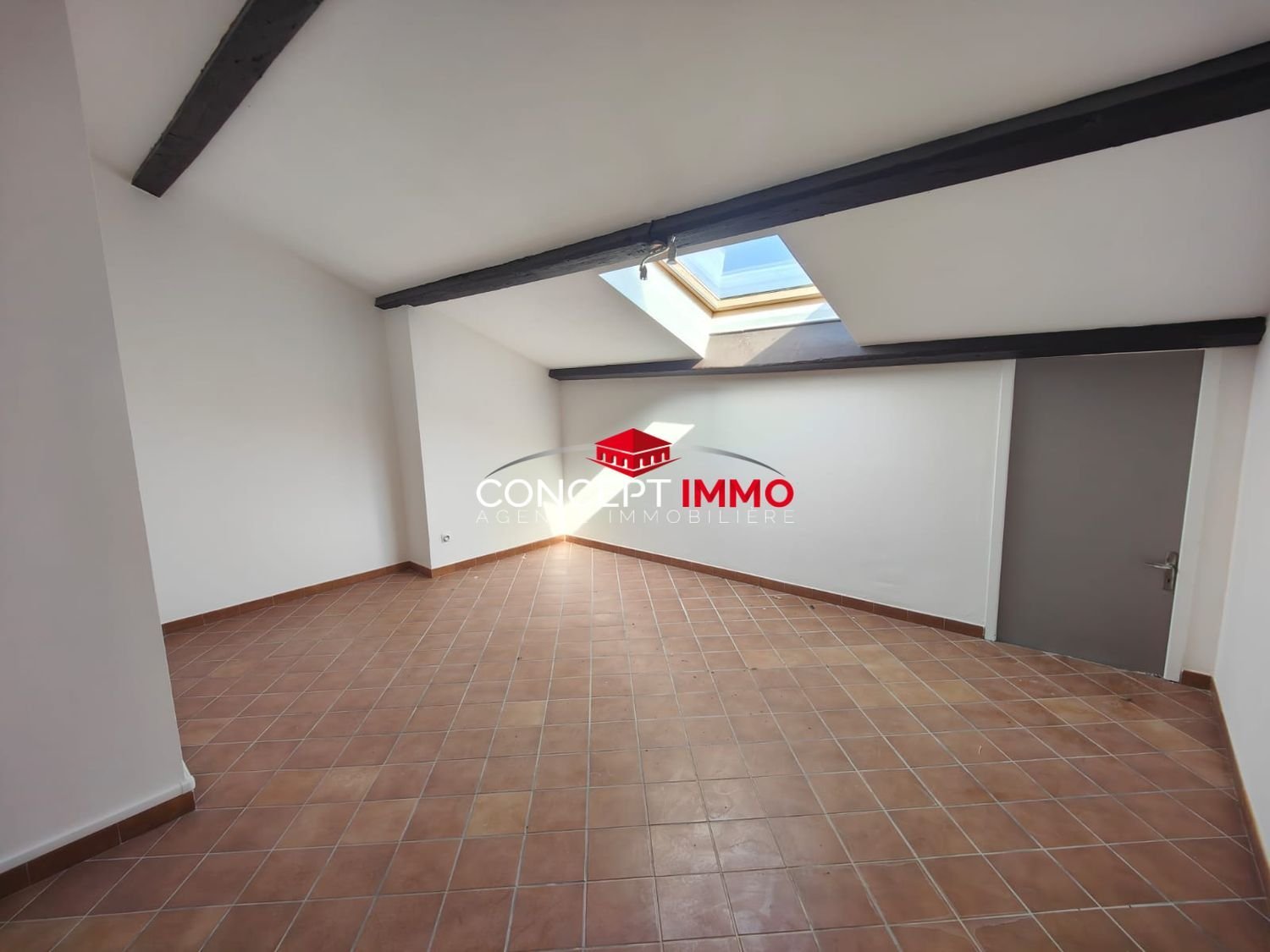 Appartement à louer, 66m², Carnoules